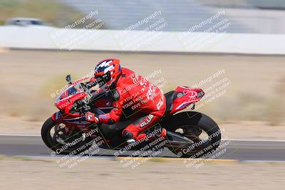 media/Oct-09-2022-SoCal Trackdays (Sun) [[95640aeeb6]]/Turn 15 Inside Distant Pans (1145am)/